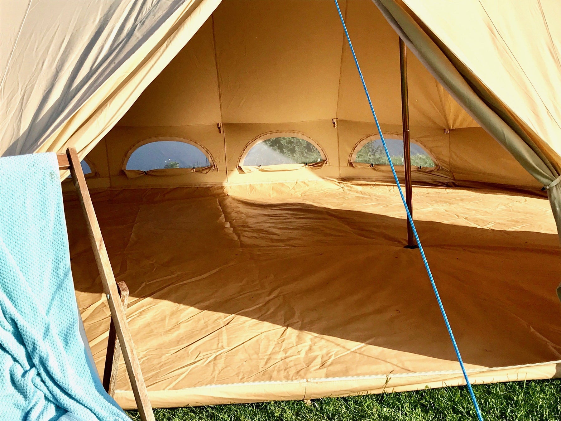 Emperor-Bell_Tent